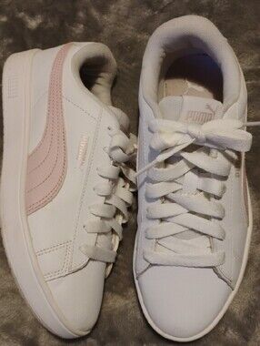 Puma White Sneakers with Light Mauve Logo Accent Size 6